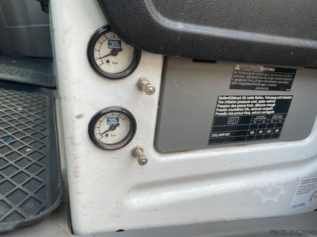 High top van MERCEDES-BENZ Sprinter 316 CDI Maxi Superhochdach AHK