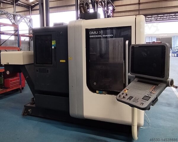 Universal 5 axis machining center Deckel Maho DMU50
