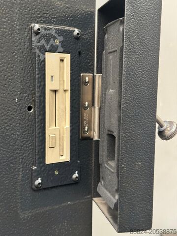 Horizontal-Bearbeitungszentrum MAZAK FH8800