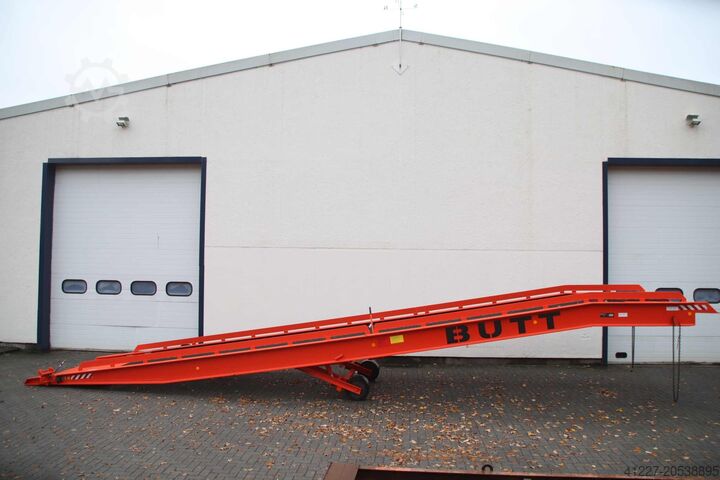 Mobile loading ramp Butt BK912