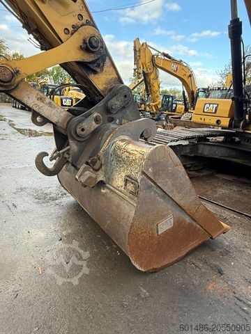 Chain excavator CATERPILLAR 330
