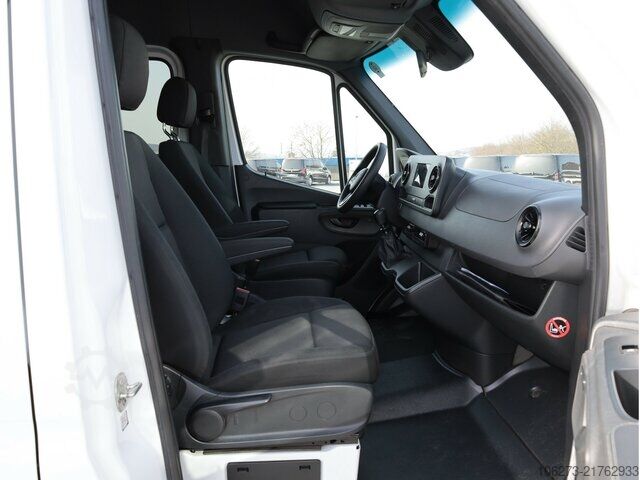Van Mercedes-Benz Sprinter 317 CDI Kombi,Rollstuhllift,8Sitze