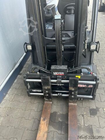Elektro 4 Rad-Stapler Linde E20PL -02 EVO