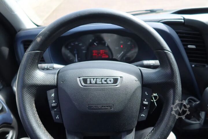 Car transporter Iveco 40 C 18 Luchtering 3.0 L motor Tijhof opbouw