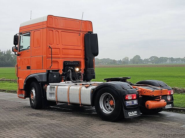 Standard-SZM DAF XF 440 SPACECAB MANUAL