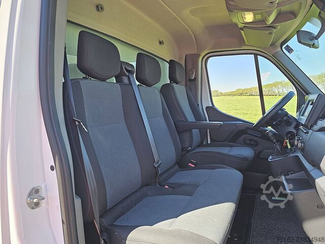 Suitcase RENAULT MASTER 2.3 Bakwagen Laadklep!