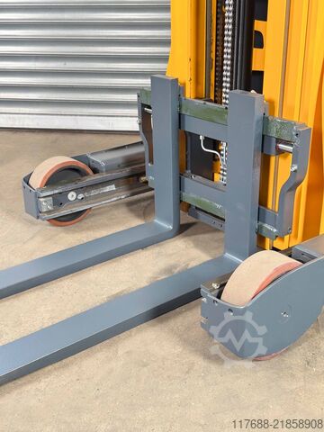 Reach truck Jungheinrich ETV 216 - Service Neu - 9,02m - Batterie 90%