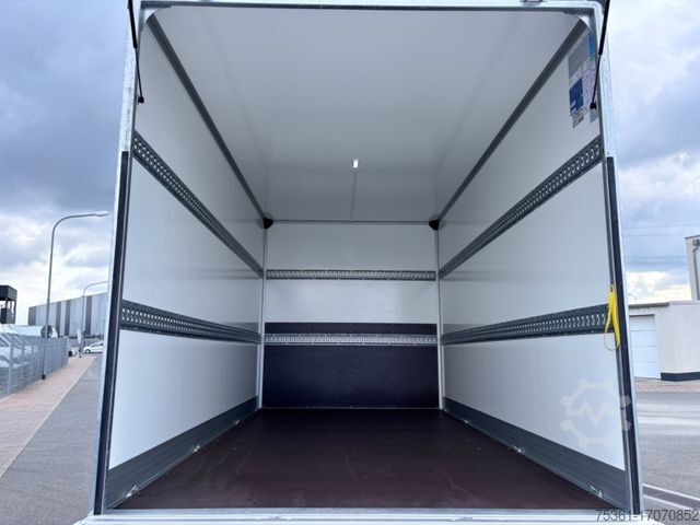 Transporter mit Koffer FIAT Ducato 180 PS Koffer LBW Humbaur E6