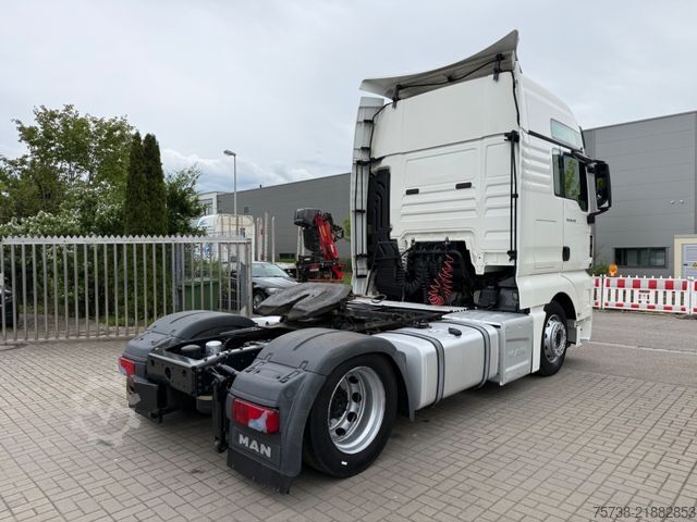 Volume tractor unit MAN TGX 18.440 LLS-U Lowliner/Intarder/Hubsattel