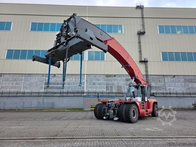 Container stacker Liebeherr LRS V 645 Reachstacker/ Contlader