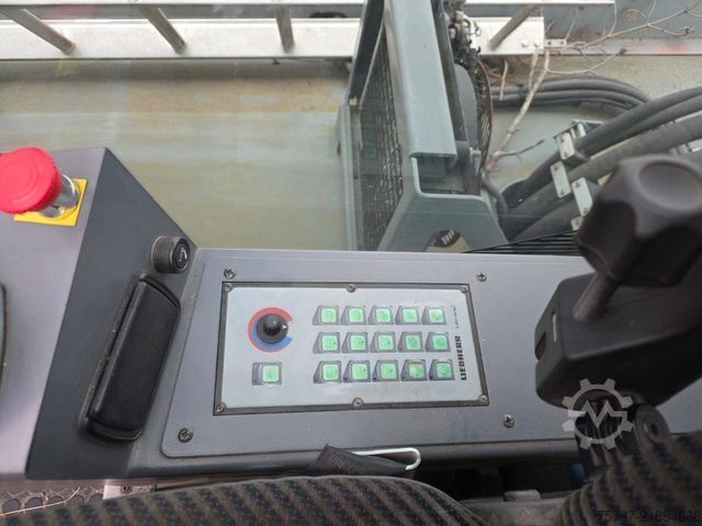 Container stacker  Liebeherr LRS V 645 Reachstacker/ Contlader