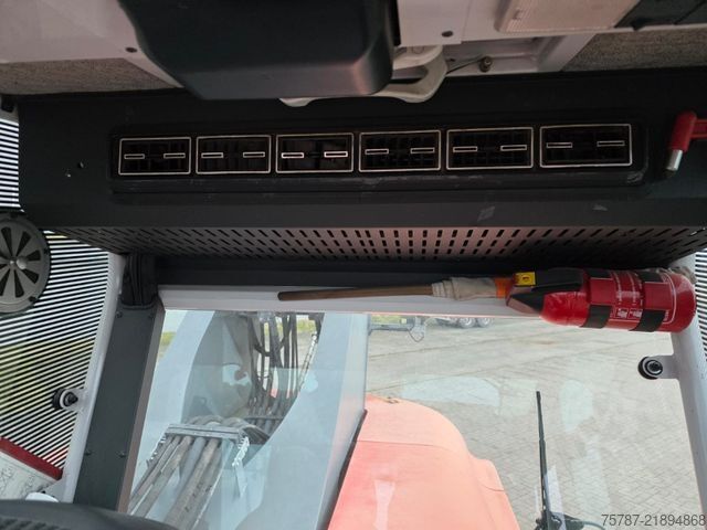 Container stacker  Liebeherr LRS V 645 Reachstacker/ Contlader