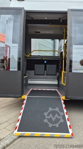 Stadtbus IVECO Daily Heckniederflur Elektro City Stock