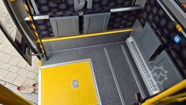 Stadtbus IVECO Daily Heckniederflur Elektro City Stock