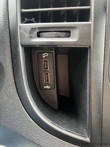 Kastenwagen MERCEDES-BENZ Vito 119 d LANG 9G NAVI LED WEBASTO KAMERA AHK