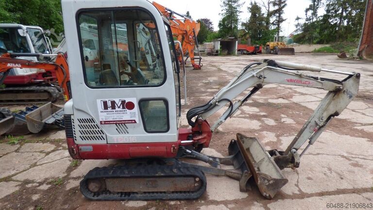 Hydraulic mini crawler excavator TAKEUCHI TB 016