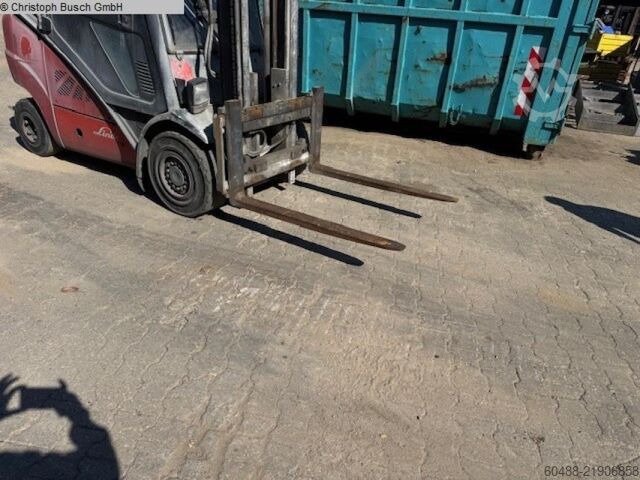 LPG forklift truck LINDE H 30T