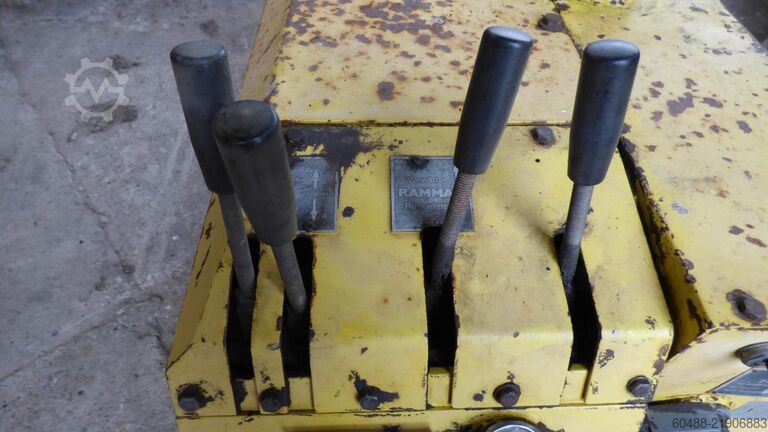 Trench roller RAMMAX RW 1403 F