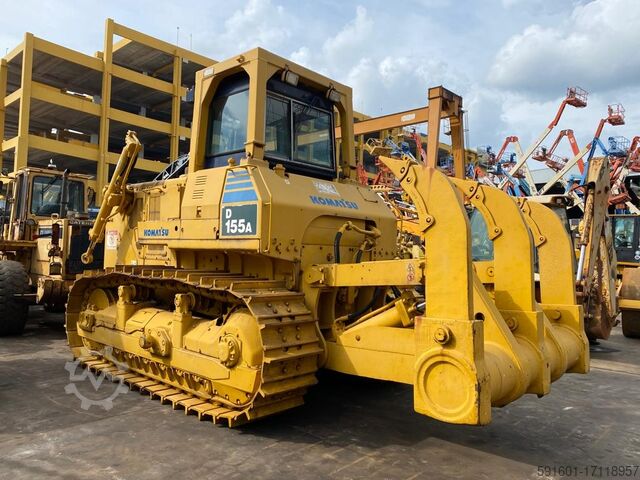 PLANIERRAUPE Komatsu D155A-2