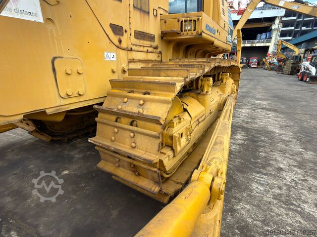 PLANIERRAUPE Komatsu D155A-2