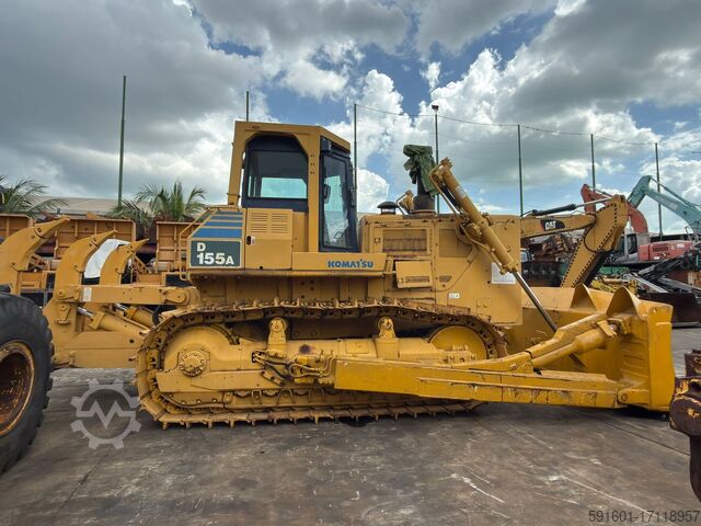 PLANIERRAUPE Komatsu D155A-2