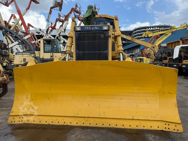 PLANIERRAUPE Komatsu D155A-2