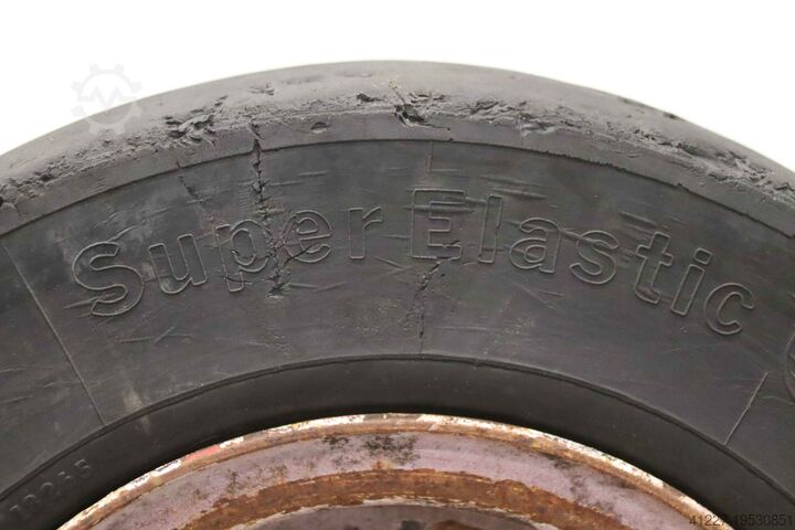 Solid rubber tires 2 pieces Continental 7.00-12 SC 10 RIM 5.00 S