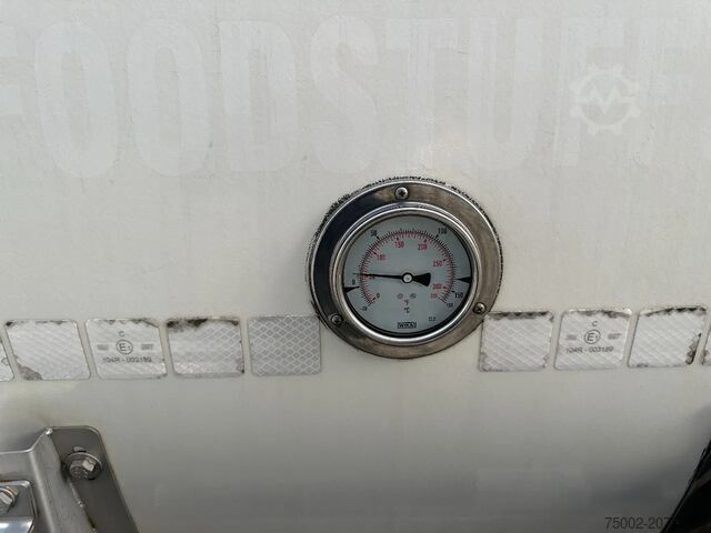 Lebensmitteltanker Van Hool FOOD / 39.000L / 3-COMP / INOX / NL-trailer