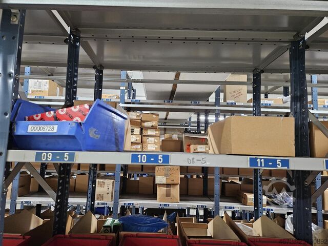 Konvolut Lot Motoren und Ersatzteile