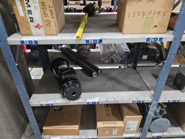 Konvolut Lot Motoren und Ersatzteile