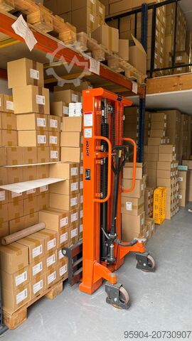 Manueller Palettenstapler Pallet Stacker Model MSE 1500/2500 MSE 1500 / 2500