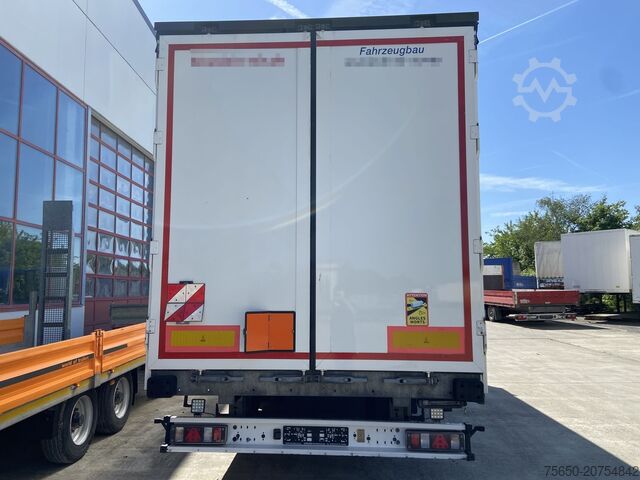 Open trailer with tarp Möslein TPW 105 D Schwebheim  Tandem- Planenanhänger Durchladbar
