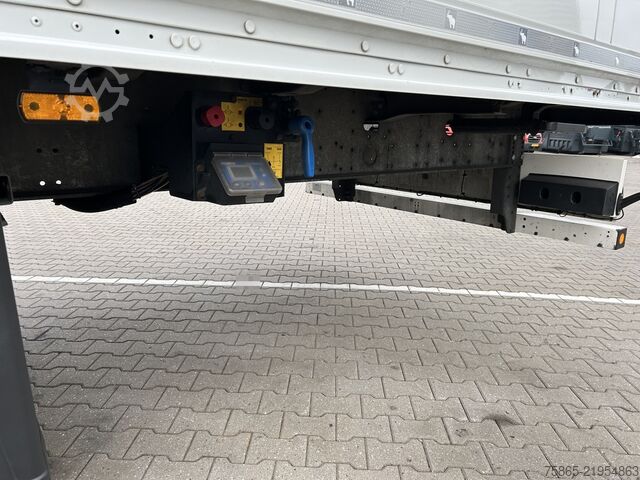 Box body Schmitz Cargobull SCB S2 / Box Trailer / 2 as Disk / APK TUV 07-26