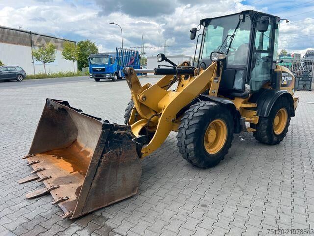 Loader CAT 908M / 3.000h / Gabel / Schaufel