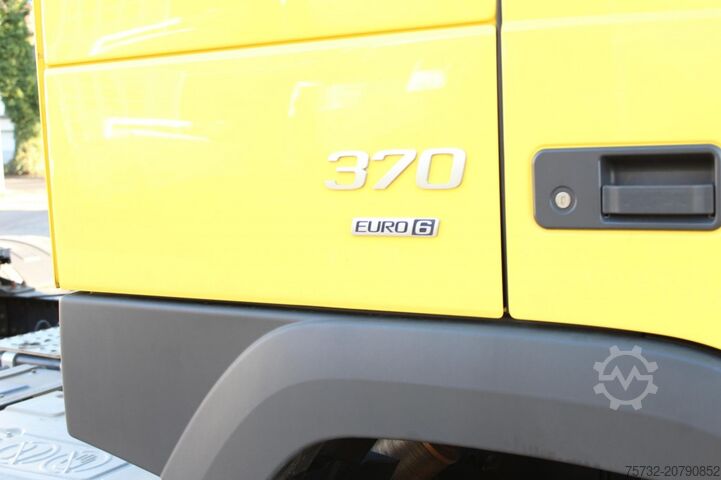 Standard tractor unit Volvo FM 370 E6 Flach Schlafkabine I-Shift NUR 120Tkm