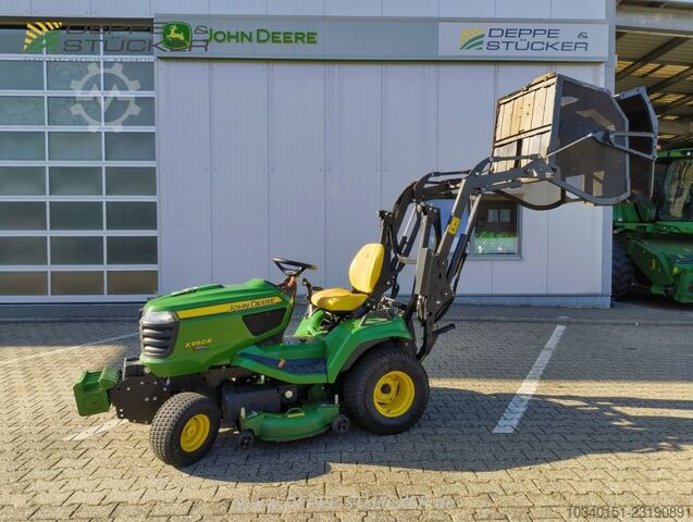 John Deere X950R mit Hochentleerung John Deere X950R mit Hochentleerung