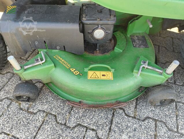 John Deere X950R mit Hochentleerung John Deere X950R mit Hochentleerung