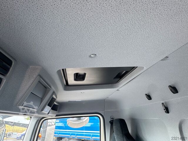 Transporter mit Koffer MERCEDES-BENZ ATEGO 816L / LBW 1,5 T / KAMERA / 4,56 m Koffer