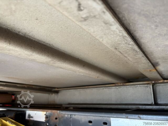 Wechselpritsche Plattform Krone Jumbo Plattform 7,82 mit Lochleiste