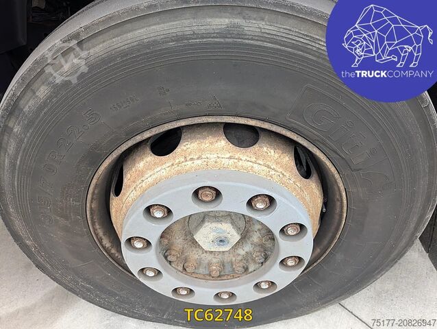 Standard-SZM Iveco Stralis 440 S45