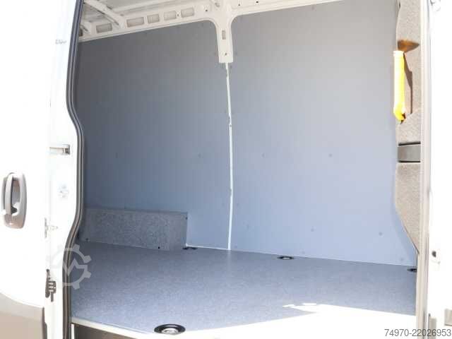 Panel van Iveco Daily 35S16H3.0A8VY