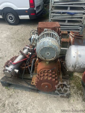 Vakuum-Paddeltrockner Buss C-102