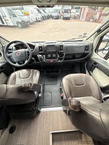 Semi-integrated camper Fiat Ducato Weinsberg Carasuite del 2019 Manual | Fully equipped