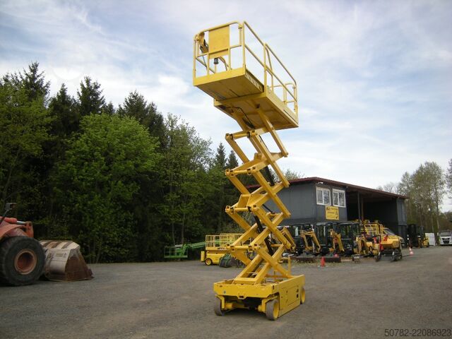 Scissor lift Genie GS 3246