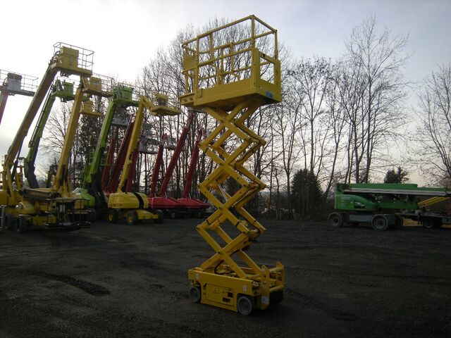 Scissor lift Genie GS 1330