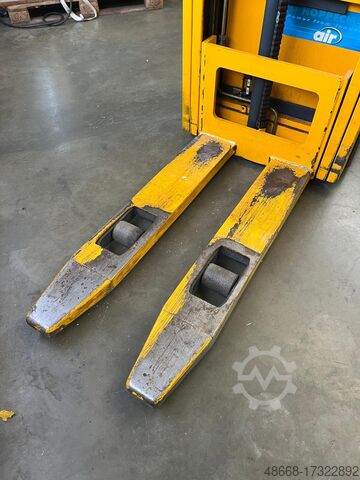 High lift truck Lifting ant no. 265 Jungheinrich EJC 14