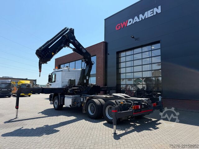 Heavy load Mercedes-Benz Actros 2655 V8 6x4 Tractor unit Hiab 422-5 Euro 5