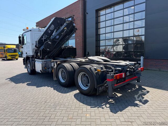 Heavy load Mercedes-Benz Actros 2655 V8 6x4 Tractor unit Hiab 422-5 Euro 5