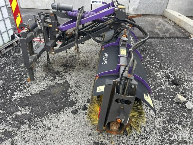 Construction equipment Holms SL-2.8 sweeper