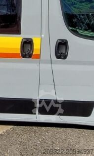 Caravan/camper Fiat Weinsberg Carabus 600 K | 4 posti letto | Completamente attrezzato